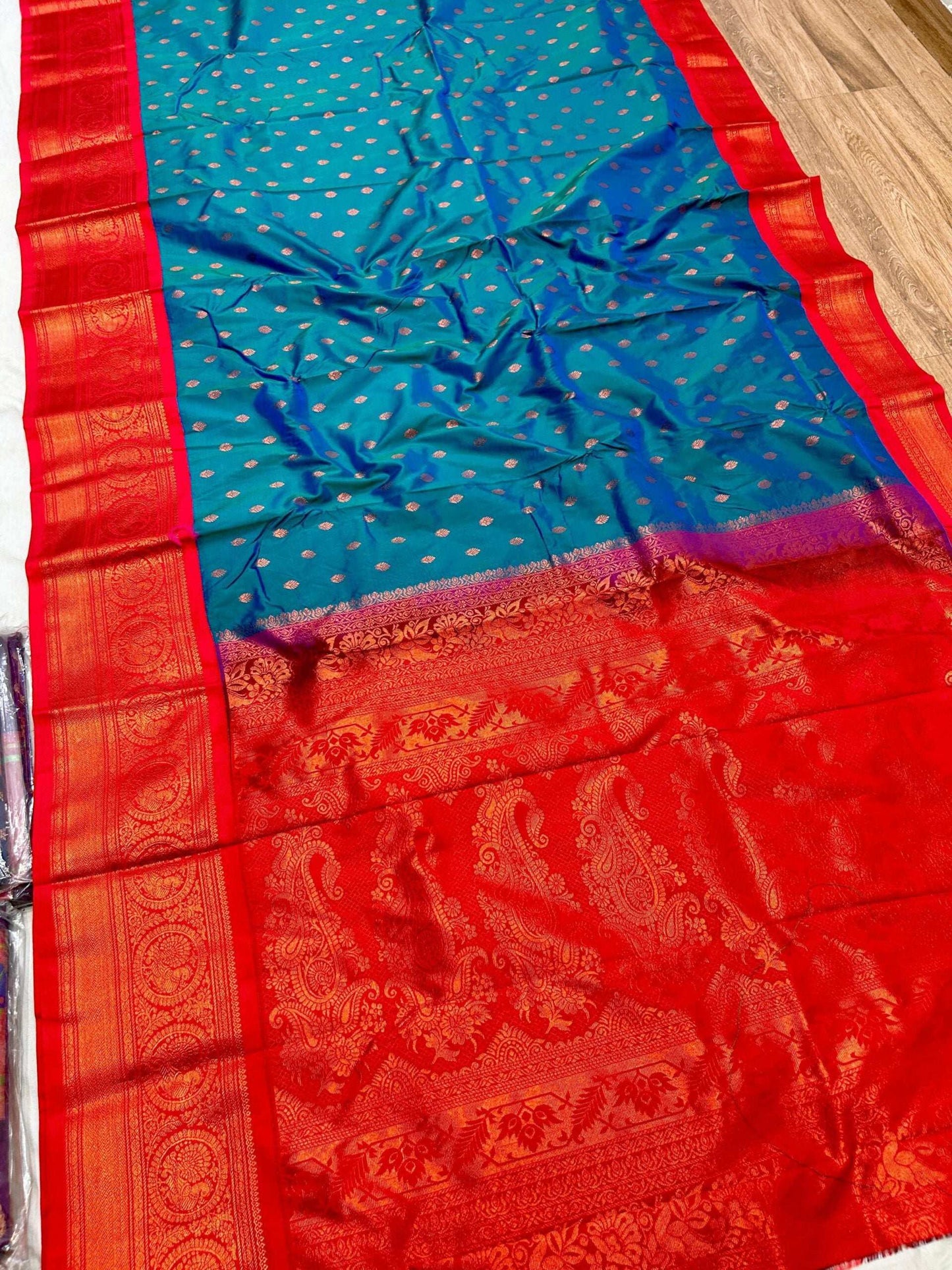 Gadwal Brocode Paithani Wedding Special.