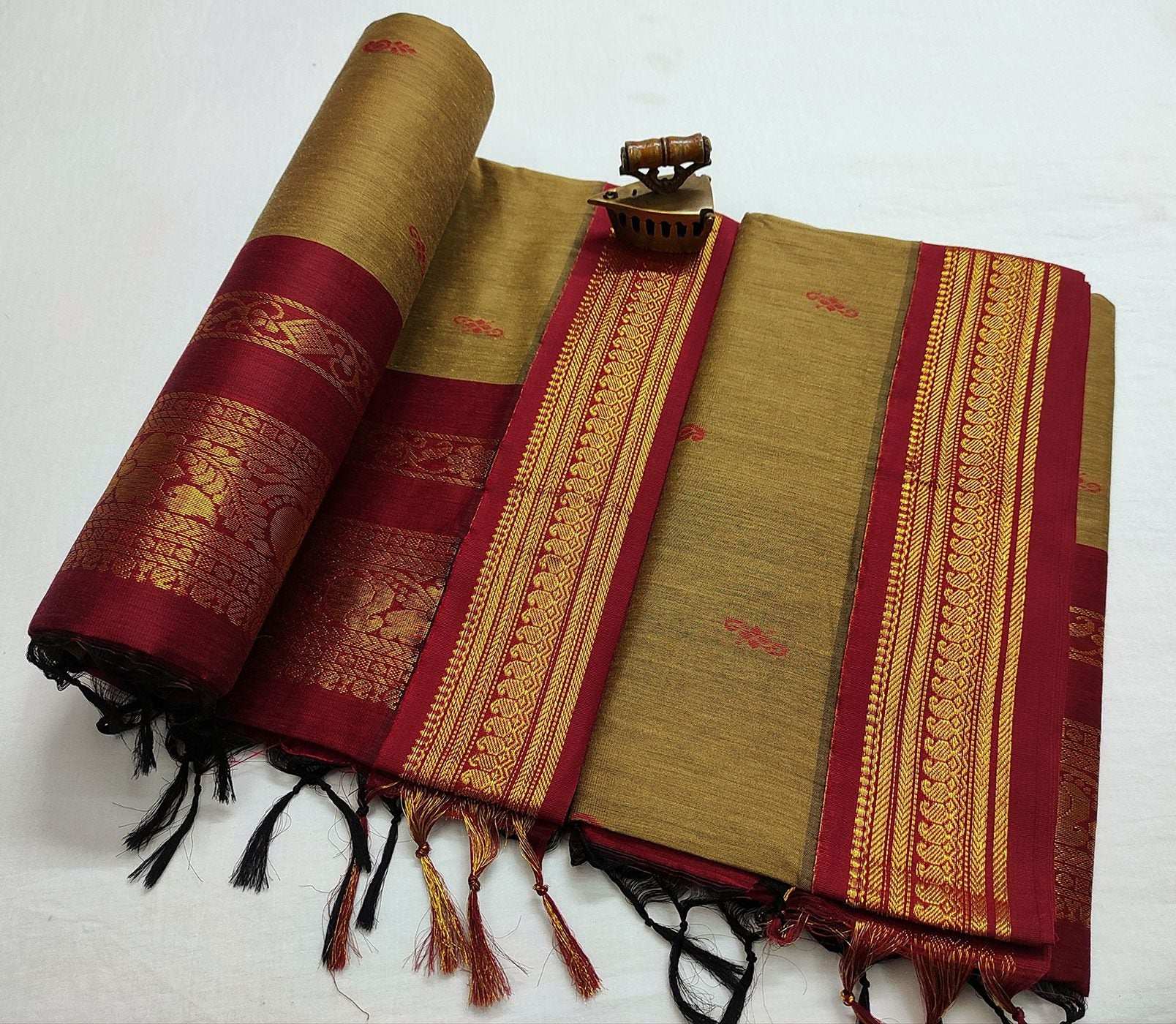 Latika Gadwal Paithani Designer Saree.