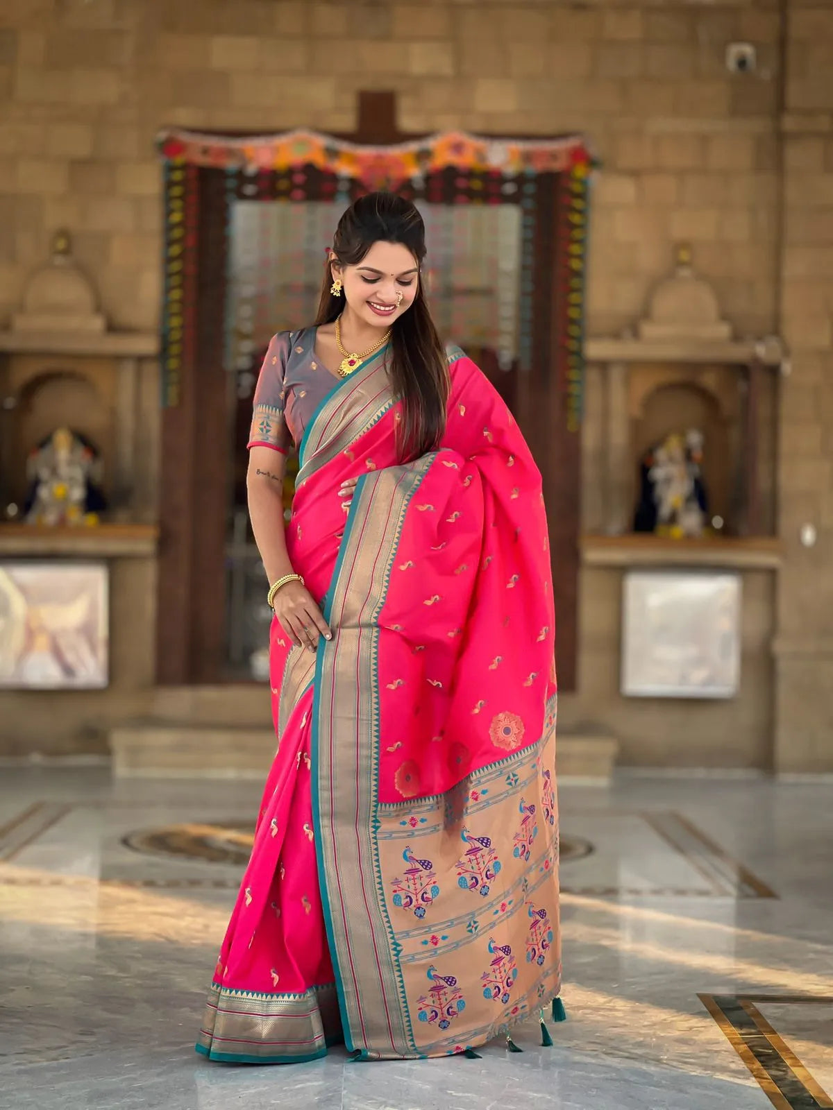 Kadiyal Peacock Motif Semi Soft Silk Saree