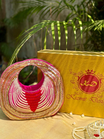 ZIYA HAND EMBROIDERED CLUTCH BAG.