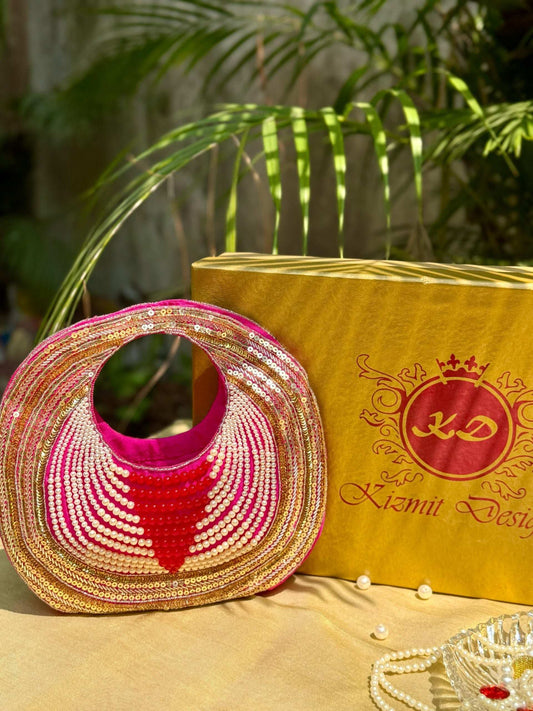 ZIYA HAND EMBROIDERED CLUTCH BAG.