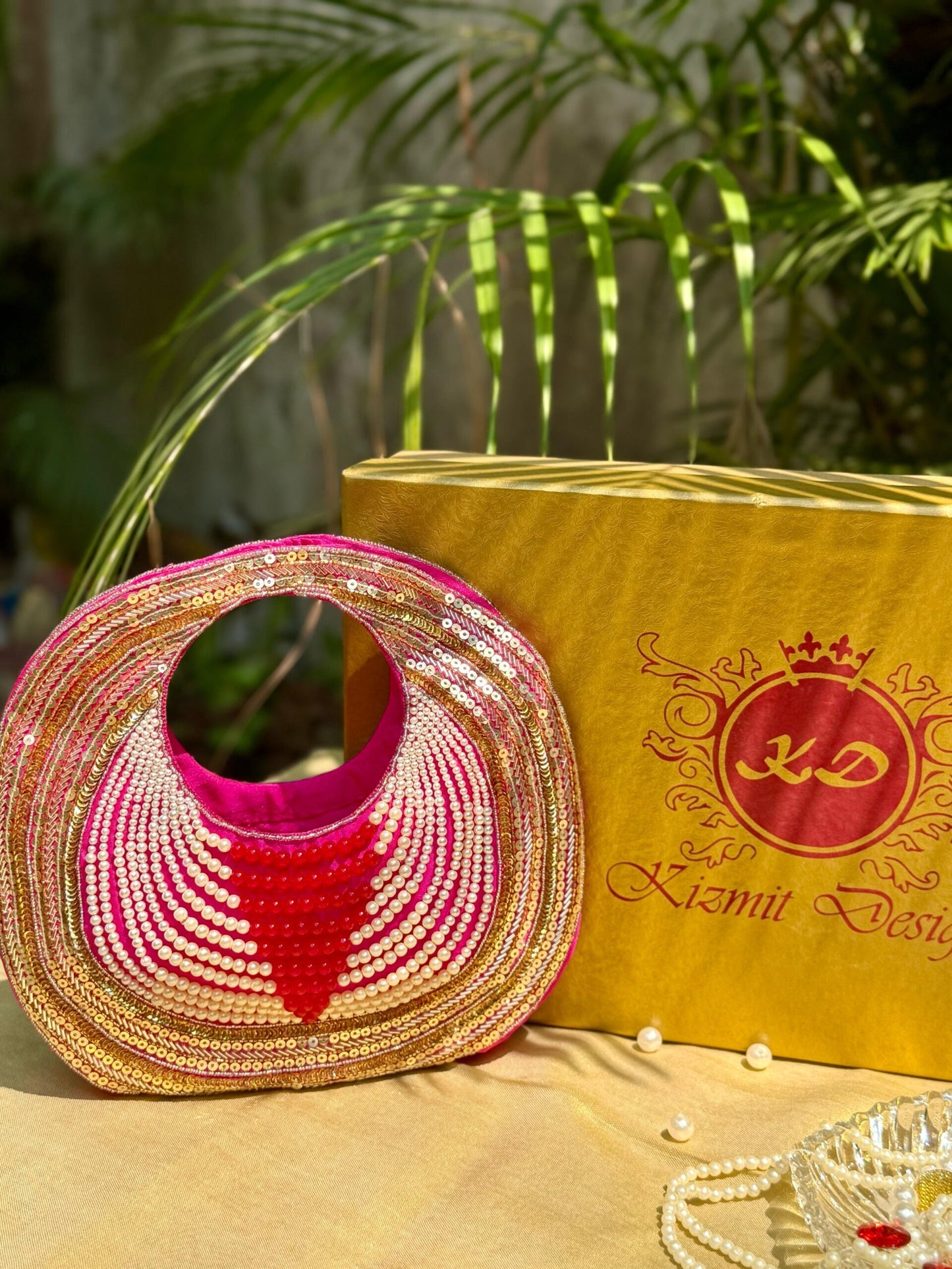 ZIYA HAND EMBROIDERED CLUTCH BAG - Kizmit Designs Store