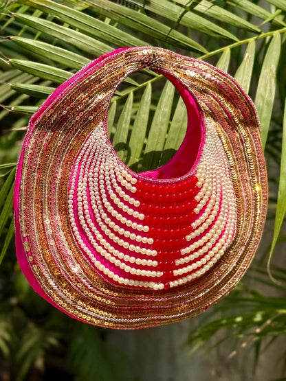 ZIYA HAND EMBROIDERED CLUTCH BAG.