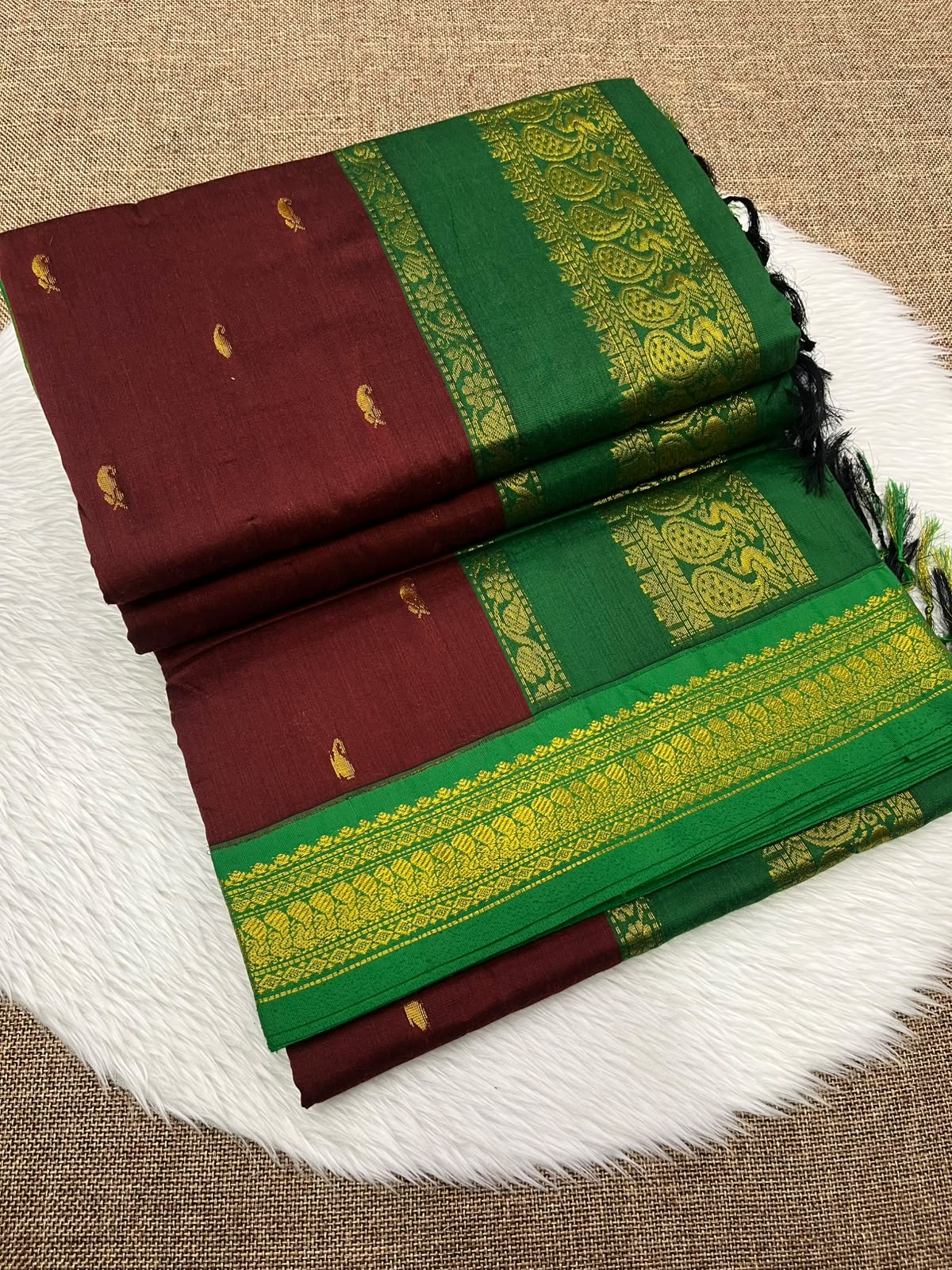 Maroon Kalyani cotton Gadwal saree with green contrast border
